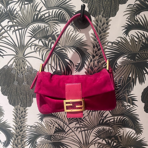 Fendi Handbags - Vintage Fendi Suede Hot Pink Fuchsia Baguette
